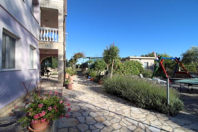 Apartments Helena Zadar Vrsi Exterior foto